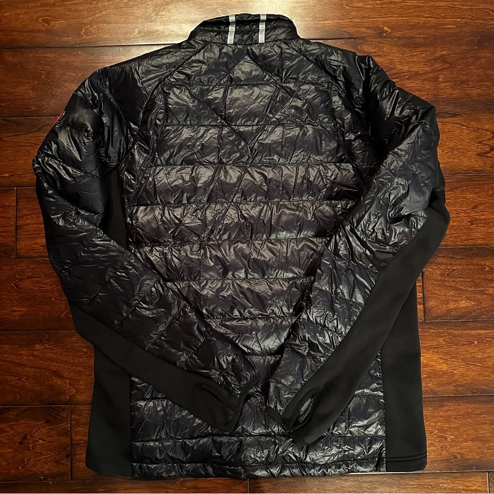 Canada Goose Men's Shiny Black Puffer Jacket - Picture 3 of 13